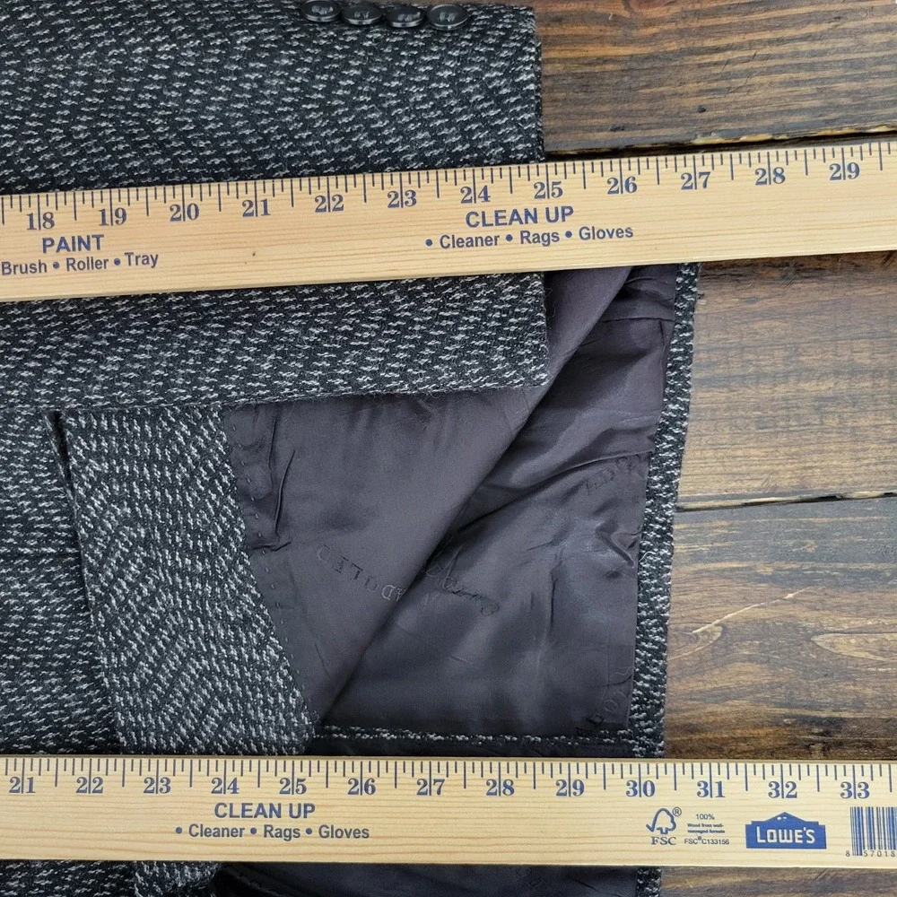 Adolfo Saks Fifth Men's‎ Sport Coat Blazer Two Button Gray Black Wool Size 40R